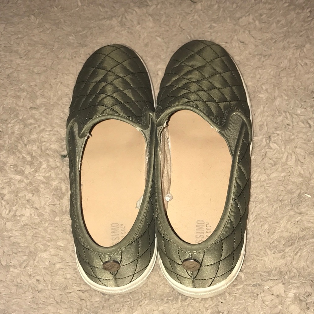 Shoes not sure what they are called!!